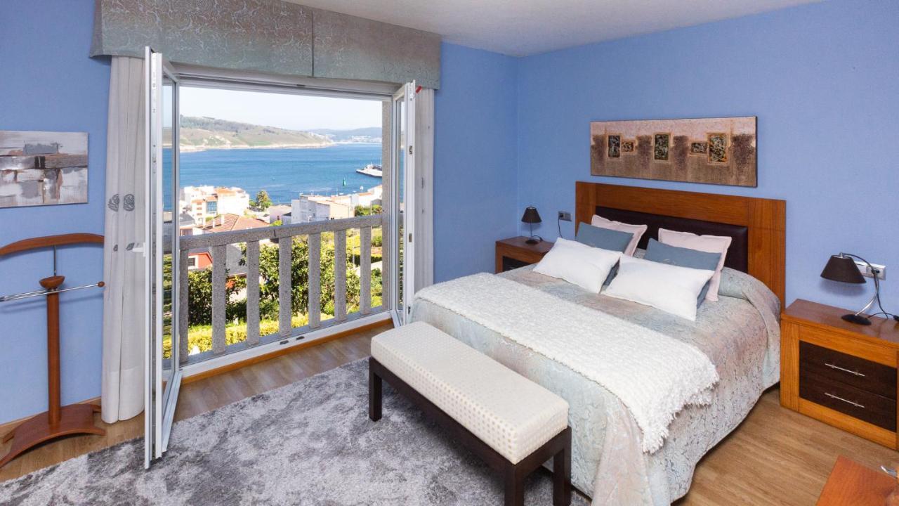 Hospedium Galitrips Vila Maruja Corme Exteriör bild