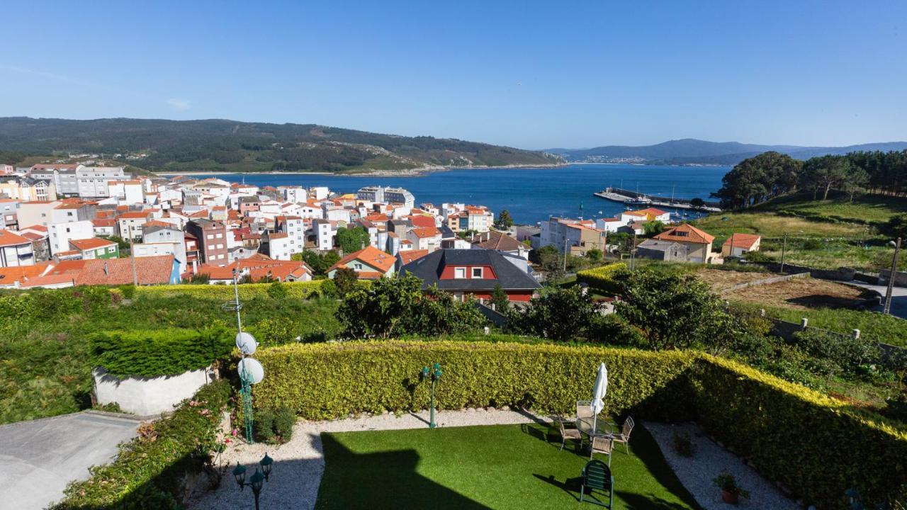 Hospedium Galitrips Vila Maruja Corme Exteriör bild